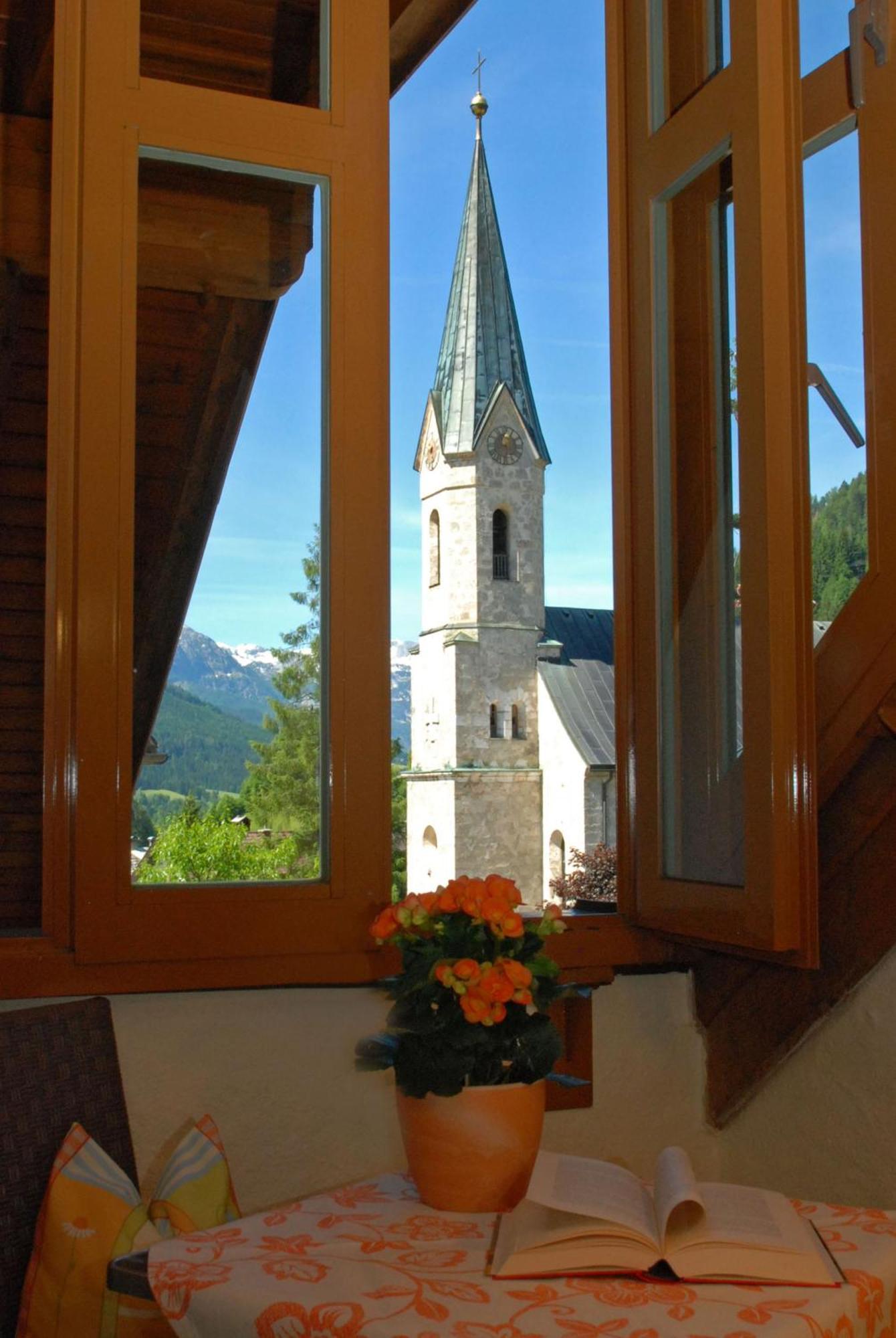 Dachstein West Hotel Gmbh-Kirchenwirt Russbach Russbach am Pass Gschütt Eksteriør bilde